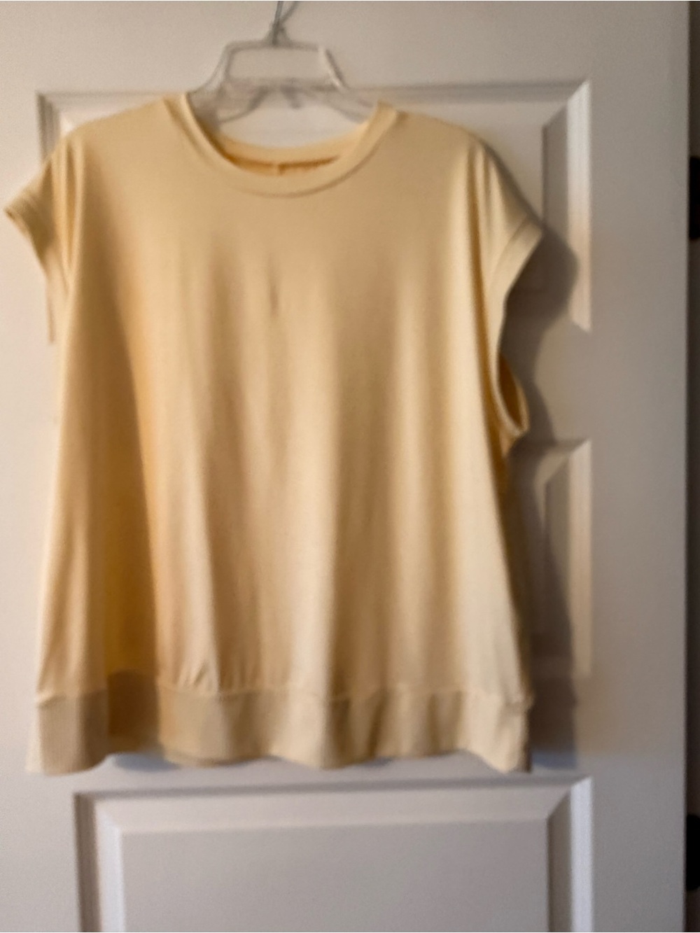 SHEIN Pale Yellow Cap Sleeve Crewneck Top